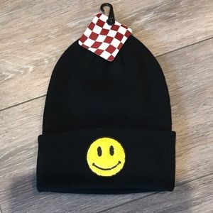 NWT Ordinary Crowns Pop Culture Knit BLK Smiley Face Toque/ Hat